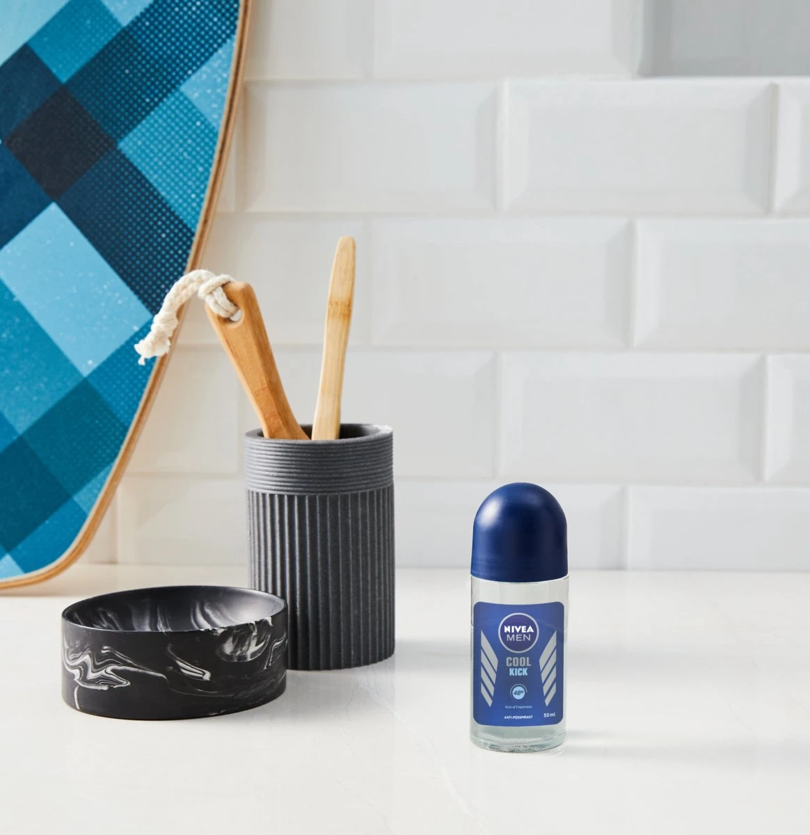 NIVEA MEN Cool Kick - 6 X 50 Ml - Voordeelverpakking - Deodorant Roller - Afbeelding 2