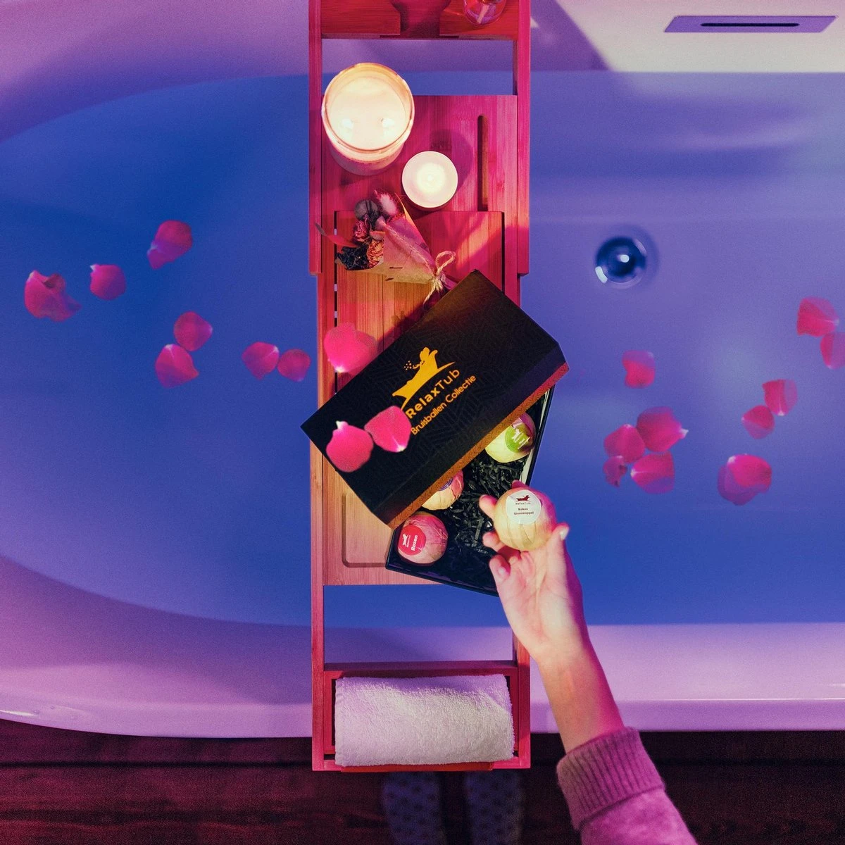 RelaxTub® Bruisballen - Bruisballen Voor Bad - Natuurlijke Kokosboter & Arganolie - Bath Bombs - Badbom - Badballen - Dierproefvrij - 8 X 80g XL Formaat - Inclusief Luxe Cadeauverpakking - Geschikt Voor Volwassene & Kind - Afbeelding 3