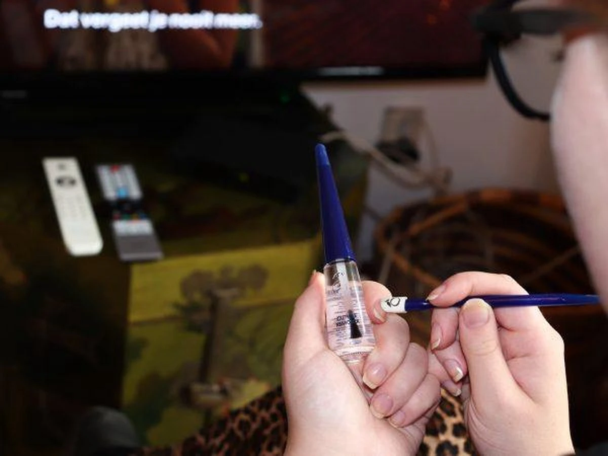 Herome Bokkenpoot Nagelriemduwer - Cuticle Pusher - Handige Tool Voor Manicurebehandeling - Hygienisch In Gebruik - Afbeelding 5